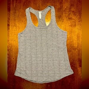 Ivy Citizens Stylish Gray Women's Tank Top